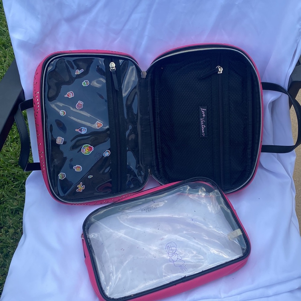 makeup bag - Picture 3 of 5